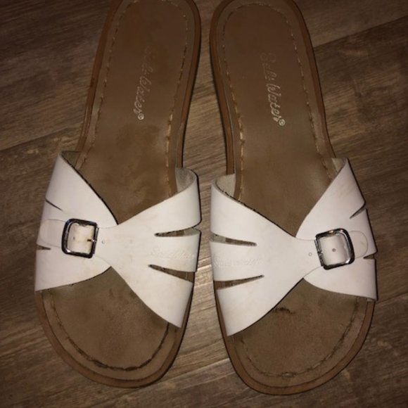 Salt Water Sandals by Hoy - Picture 3 of 8